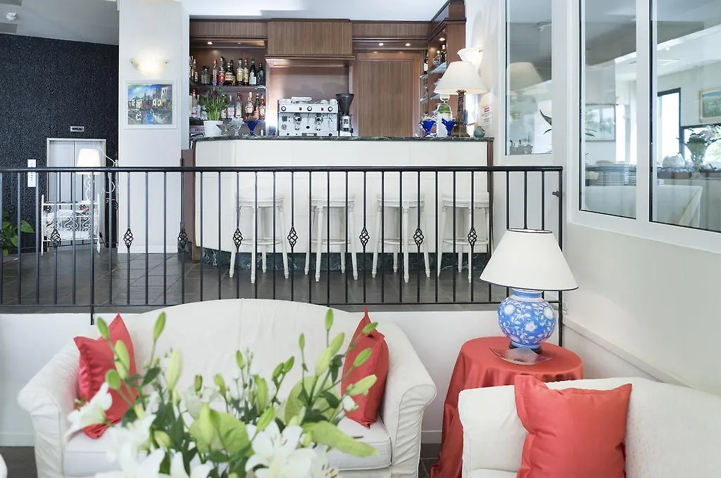 Hotel Admiral - On The Beach Riccione