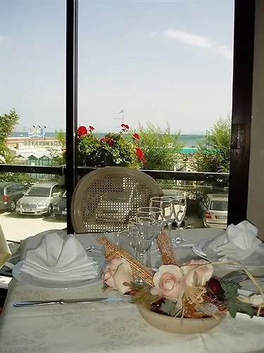 Hotel Admiral - On The Beach Riccione 3*,  Italia
