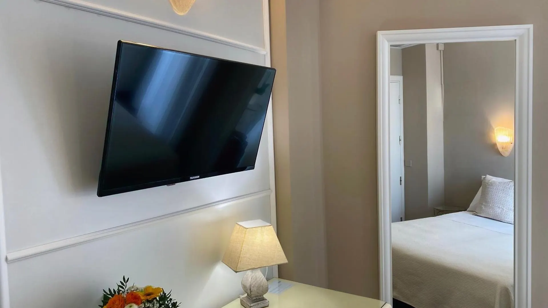 Hotel Admiral - On The Beach Riccione Italie