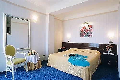 Hotel Admiral - On The Beach Ριτσιόνε 3*,  Ιταλία
